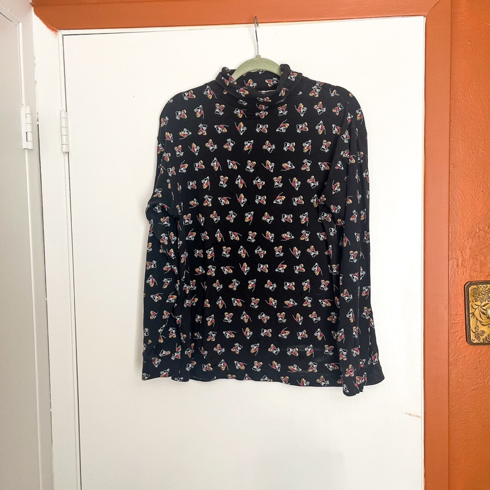 Vintage 90’s Disney Mickey Mouse women’s black turtleneck